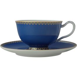 Teas & C's Classic Footed Cup & Saucer